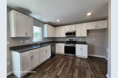513 E Chillicothe Avenue, Bellefontaine, OH 43311 - Photo 5