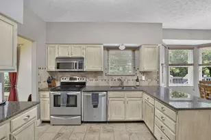 8079 Pelham Dr, Westerville, OH 43081 - Photo 25