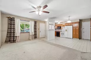 4943 Warminster Dr, Columbus, OH 43232 - Photo 5