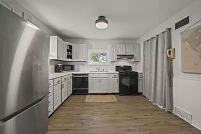 237 Maple Drive, Columbus, OH 43228 - Photo 9