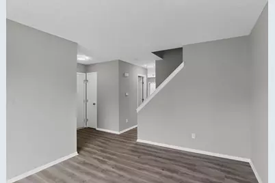 2724 Raphael Drive, Columbus, OH 43232 - Photo 17