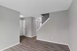 2724 Raphael Dr, Columbus, OH 43232 - Photo 17