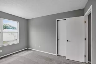 2724 Raphael Dr, Columbus, OH 43232 - Photo 11