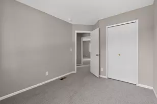 2836 Beal Dr, Columbus, OH 43232 - Photo 17