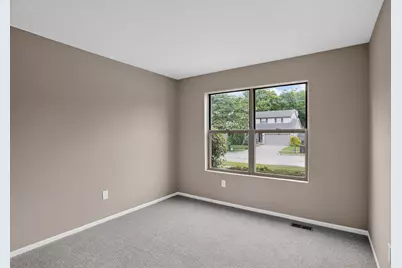 2836 Beal Drive, Columbus, OH 43232 - Photo 13