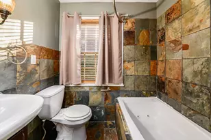 1810 Ashland Ave, Columbus, OH 43212 - Photo 15