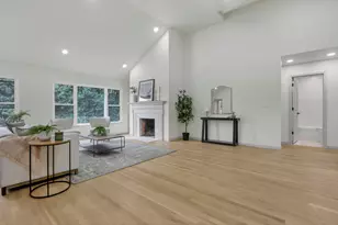 1285 Kingsgate Rd, Columbus, OH 43221 - Photo 9