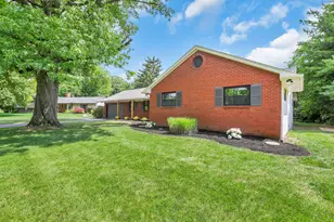 1285 Kingsgate Rd, Columbus, OH 43221 - Photo 3