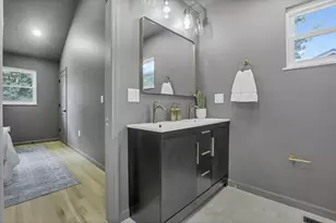 1285 Kingsgate Rd, Columbus, OH 43221 - Photo 27