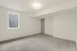 1285 Kingsgate Rd, Columbus, OH 43221 - Photo 37