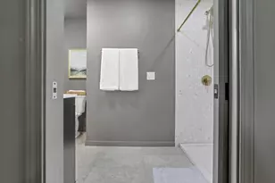 1285 Kingsgate Rd, Columbus, OH 43221 - Photo 25