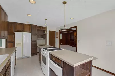 5650 Ramblewood Court, Columbus, OH 43235 - Photo 11