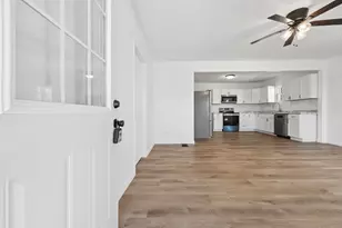 411 E Ohio St, Circleville, OH 43113 - Photo 5