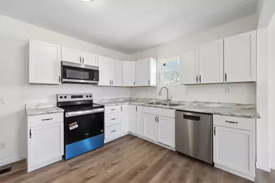 411 E Ohio Street, Circleville, OH 43113 - Photo 9