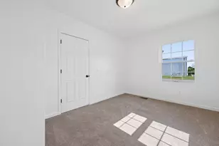 411 E Ohio St, Circleville, OH 43113 - Photo 23