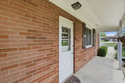 325 E High Street, London, OH 43140 - Photo 7