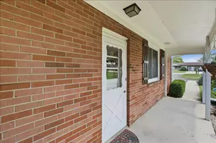 325 E High St, London, OH 43140 - Photo 7