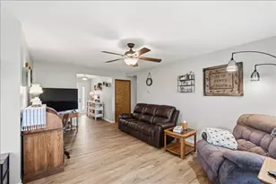 325 E High St, London, OH 43140 - Photo 17