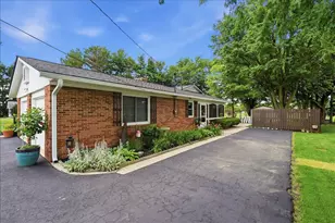 325 E High St, London, OH 43140 - Photo 63