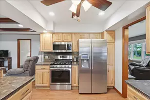 325 E High St, London, OH 43140 - Photo 29