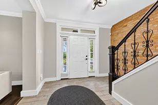 1659 Greenway Ave, Columbus, OH 43203 - Photo 9
