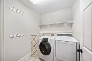 6865 McDevitt Ct, Dublin, OH 43017 - Photo 87