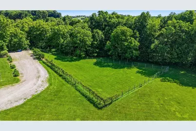 26367 Danville Amity Road, Danville, OH 43014 - Photo 9