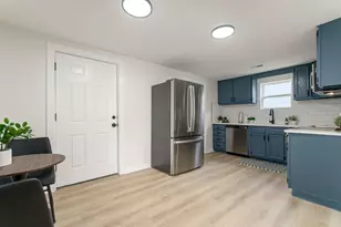 335 Woodlawn Ave, Columbus, OH 43228 - Photo 9