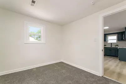 335 Woodlawn Avenue, Columbus, OH 43228 - Photo 25
