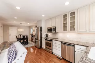 2147 Partlow Dr, Columbus, OH 43220 - Photo 11