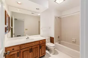 2147 Partlow Dr, Columbus, OH 43220 - Photo 29