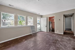 3793 Walmar Dr, Columbus, OH 43224 - Photo 3