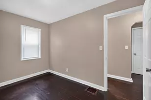 852 S Hampton Rd, Columbus, OH 43227 - Photo 17