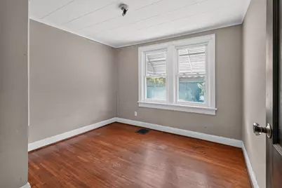 312 N Warren Avenue, Columbus, OH 43204 - Photo 9