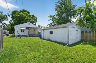 2475 Azelda St, Columbus, OH 43211 - Photo 15