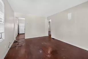 2475 Azelda St, Columbus, OH 43211 - Photo 3
