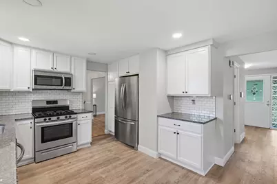 2547 McCutcheon Road, Columbus, OH 43219 - Photo 11