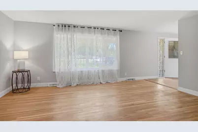 2547 McCutcheon Road, Columbus, OH 43219 - Photo 5