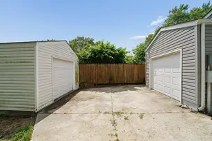 3255 Winding Creek Dr, Columbus, OH 43223 - Photo 31