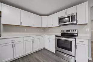 3255 Winding Creek Dr, Columbus, OH 43223 - Photo 9
