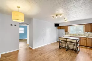 5531 Karl Rd, Columbus, OH 43229 - Photo 9