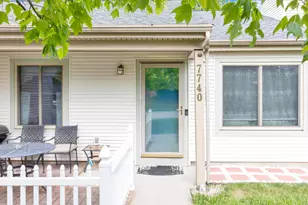 7740 Stoneford Dr, Columbus, OH 43235 - Photo 5