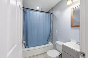 890 Bruckner Rd, Columbus, OH 43207 - Photo 13