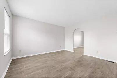 328 Regency Avenue, Pataskala, OH 43062 - Photo 5