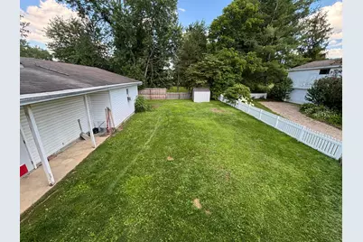 208 S Gordon Avenue, Baltimore, OH 43105 - Photo 9