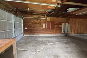 208 S Gordon Ave, Baltimore, OH 43105 - Photo 33