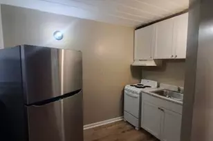 2003 W Broad St, Columbus, OH 43223 - Photo 3