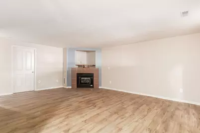 952 Hartford Village Boulevard, Columbus, OH 43228 - Photo 17