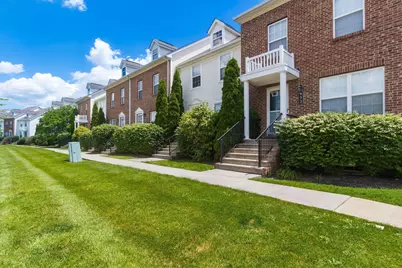 952 Hartford Village Boulevard, Columbus, OH 43228 - Photo 35