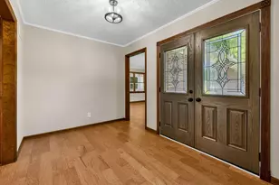 1270 Carriage Rd, Powell, OH 43065 - Photo 9